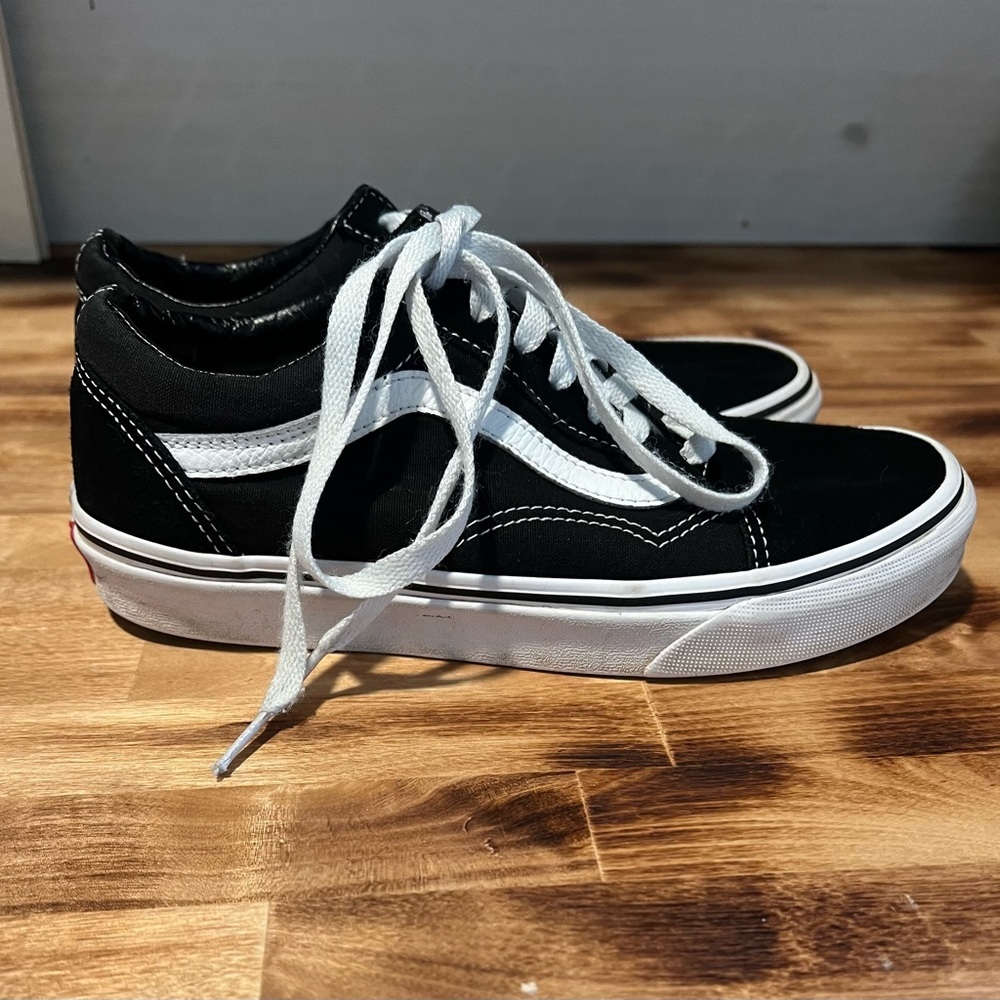Vans Unisex Canvas Black and White Sneakers~ Mens 5/ WO's 6.5 - Picture 5 of 7